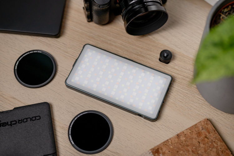 lampa-led-newell-rgb-w-rangha (7).jpg