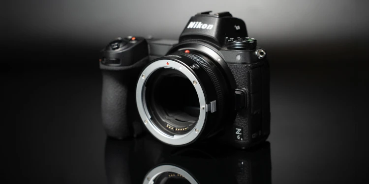 Grafika - Adapter bagnetowy z autofocusem Megadap EFTZ21 - Canon EF _ Nikon Z_01.jpg
