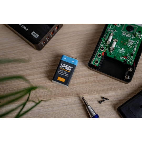 akumulator-newell-9-v-usb-c-500-mah (6).jpg
