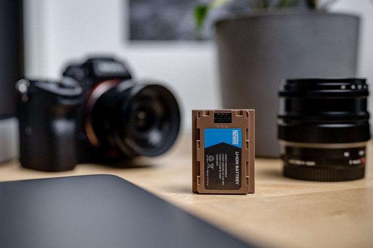 akumulator-newell-zamiennik-np-fz100-usb-c-do-sony (4).jpg