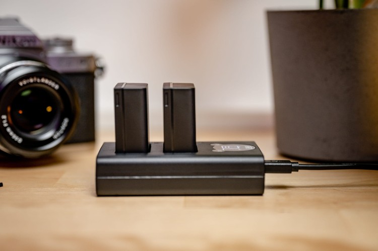 ładowarka-dwukanałowa-newell-dl-usb-c-do-akumulatorów-en-el25-do-nikon (6).jpg