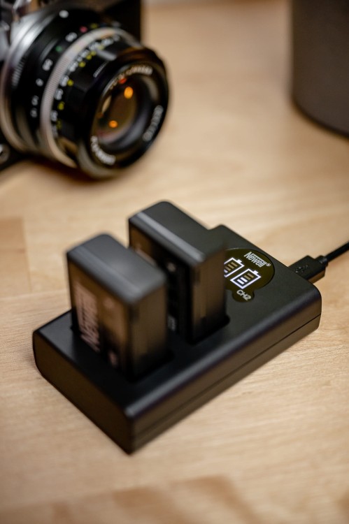 ładowarka-dwukanałowa-newell-dl-usb-c-do-akumulatorów-en-el25-do-nikon (5).jpg