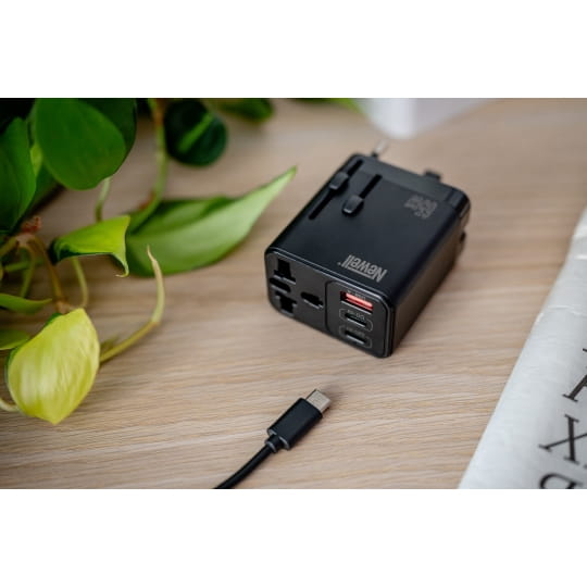ładowarka-sieciowa-newell-gan-travel-adapter-65-w (9).jpg