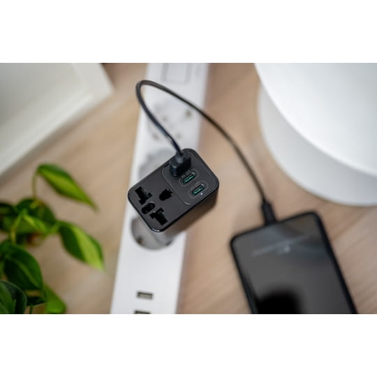 ładowarka-sieciowa-newell-gan-travel-adapter-65-w (7).jpg