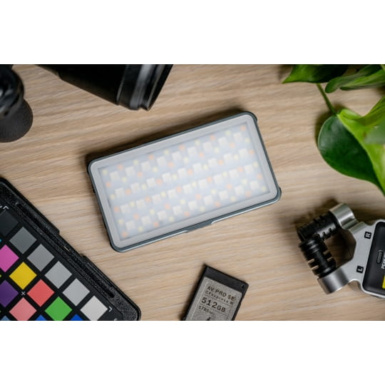 lampa-led-newell-rgb-w-rangha-mini (7).jpg